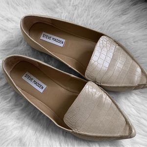 8.5 Steve Madden Flats